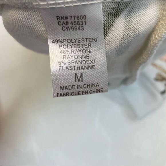 Chaser All Over Print Floral Sweatshirt Women Medium Open Back NWT - Picture 4 of 6